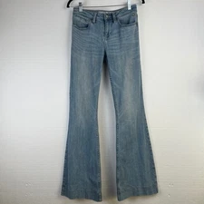 Idyllwind Flare Jeans Light Wash Denim Bell Bottoms Size 4x32 Miranda Lambert