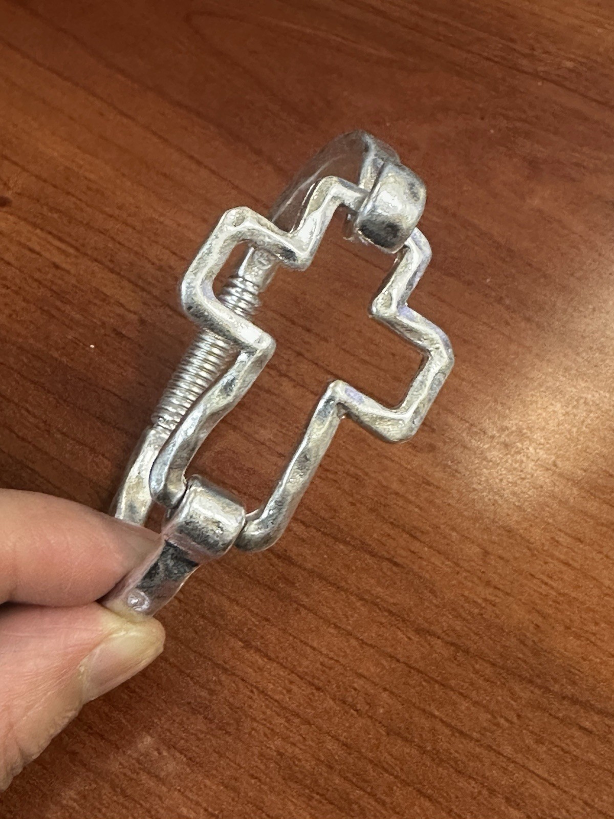 Hammered Open Cross Hinge Spring Silver Tone Cuff… - image 1