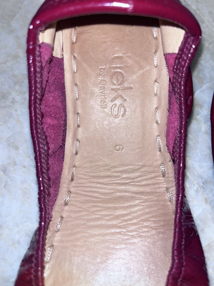 Zapatos planos de ballet Tiek Gavrieli rojo rubí charol borgoña talla 6 Foto 3 de 4