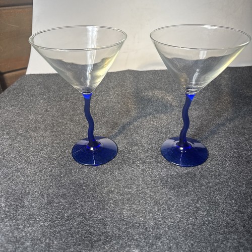 2 Libbey MARTINI GOBLETS COBALT BLUE ZIG ZAG STEM 7.5” - Picture 1 of 6