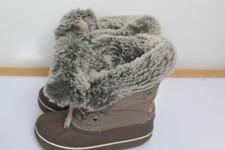 London Fog Girl's Brown Snow Boots Faux Fur Lace Up Water Resistant Size 12