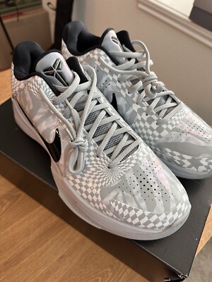 Nike Zoom Kobe V Protro Zebra Size 10 - Never Worn