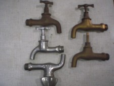 Alter Wasserhahn Messing + Vernickelt  insges. 7 Stück 1/2 Zoll, 3 Messing,2xver