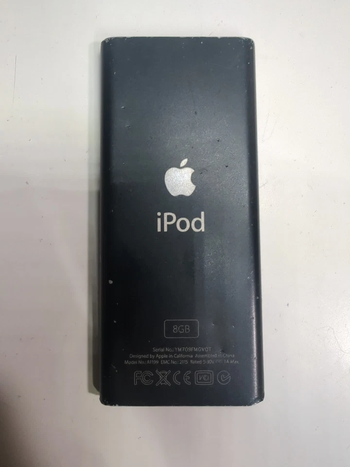 Apple iPod Nano - 2nd Gen 8gb - A1199 - Black - Parts - Image 2 of 3