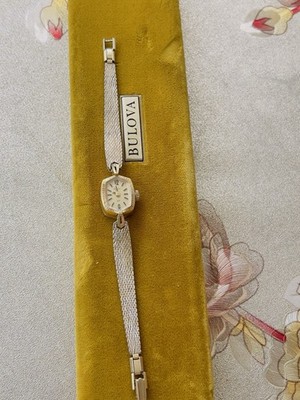 Vintage Bulova Women's Manual Wind 14K Gold White Dial Bracelet 23 Jewels