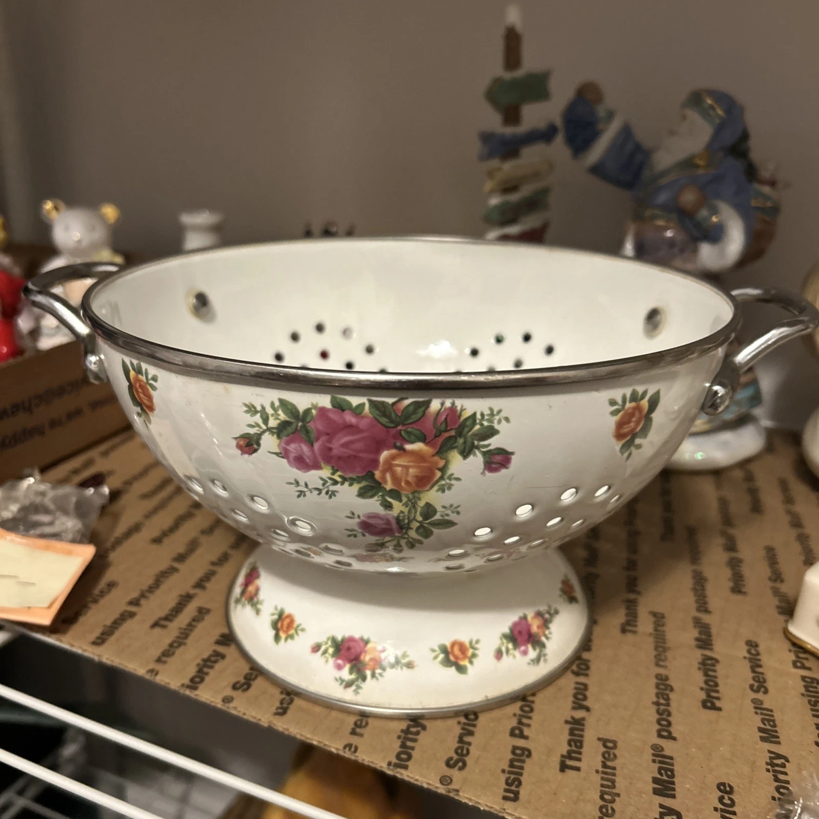 Vintage 1962 Royal Albert Old Country Roses Enamel Metal Strainer Colander 9”
