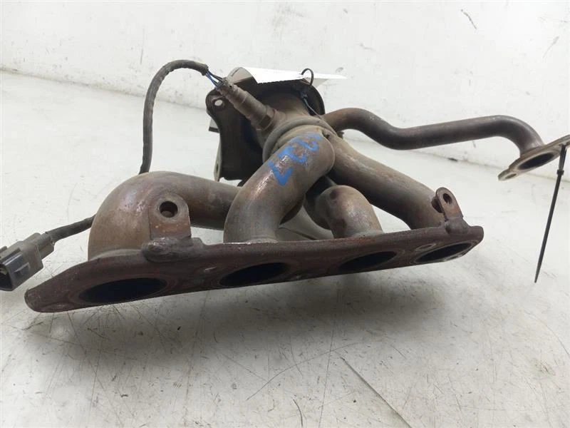 10 11 12 13 14 15 16 17 18 TOYOTA PRIUS V COLECTOR DE ESCAPE 17141-37150 Foto 2 de 4