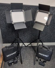 NEEWER 2 Pieces Bi-color NL660 LED Video Light and Stand Kit
