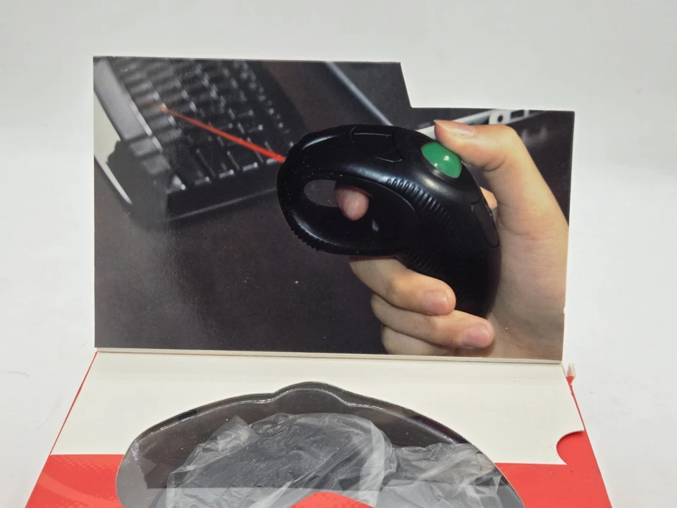 Y-10L Finger Handheld Trackball Mouse with Laser Pointer 2.4G USB Wireless - Image 3 of 3