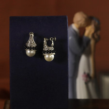 Orecchini Clip On Non Forato Argentato Antico False Perla Nero Bianco ET9