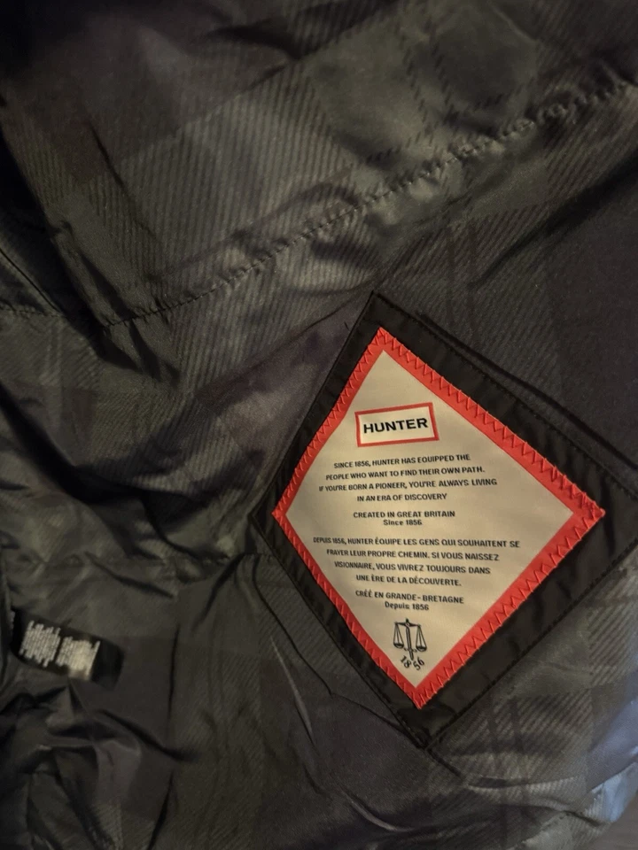 Chaqueta Hunter Castle Capa Negra Talla Grande Foto 4 de 4