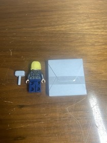 Lego Thor Minifigure Spongy Cape Dark Blue Legs Marvel Super Heroes sh170