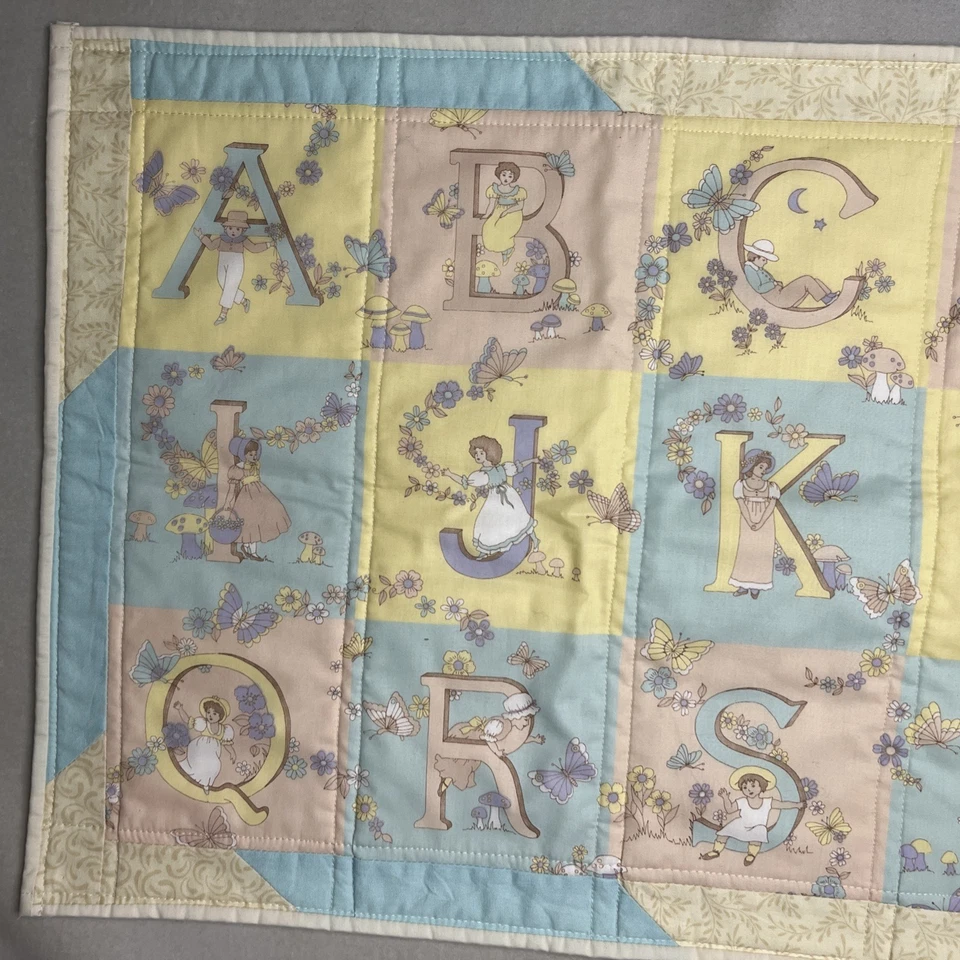 Berçário infantil acolchoado pendurado na parede ABC 44 em 17 em sala de jogos pré-escolar retrô - Imagem 2 de 4