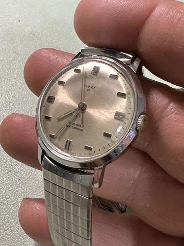 VINTAGE TIMEX 1968 ELEGANT 21J MECHANICAL WIND UP MEN'S  DRESS WATCH