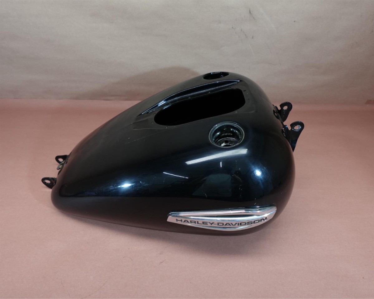 2012-2015 Harley Davidson FLD Switchback GAS TANK FUEL CELL PETROL