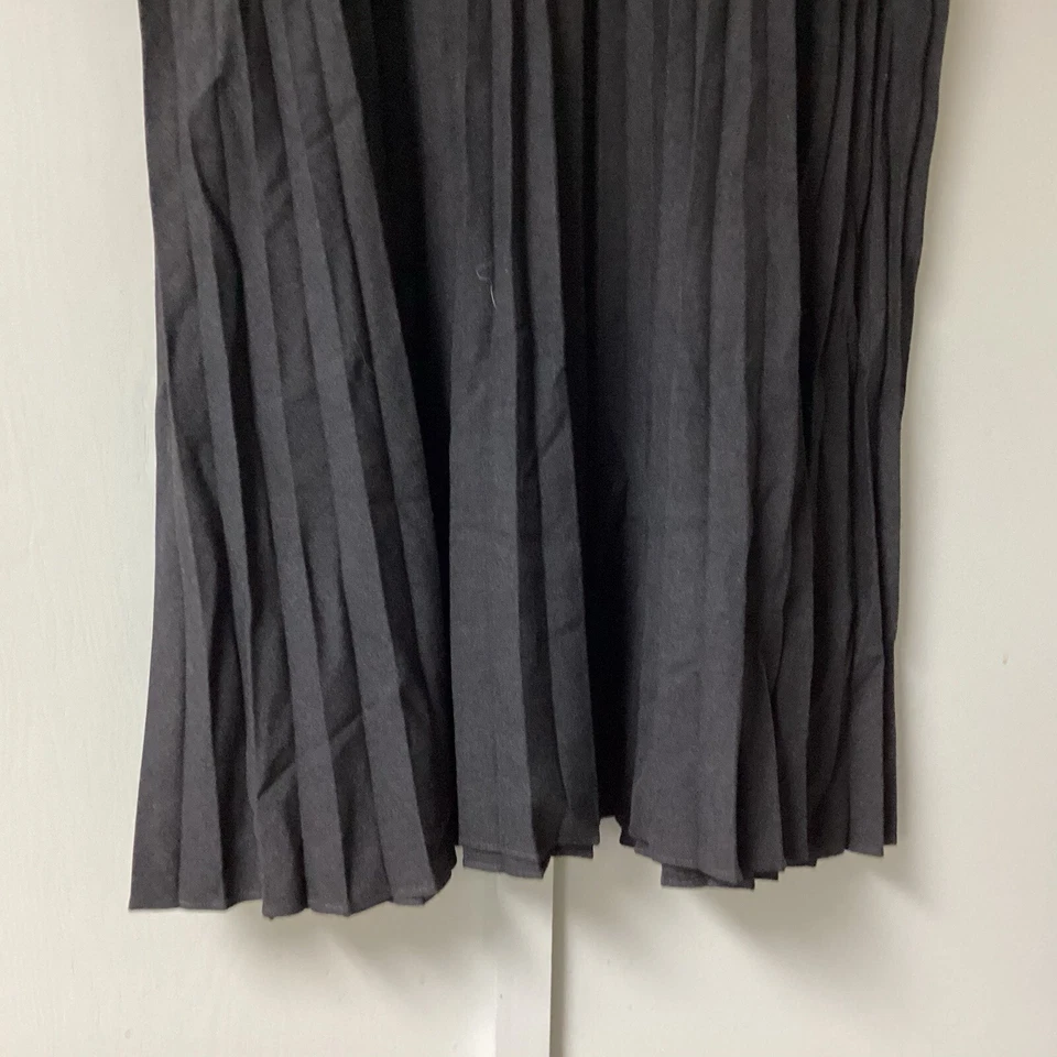 LOFT Plus Women’s A Line Pleated Skirt Size 20 Black Gray Midi Side Zip - Image 4 of 4