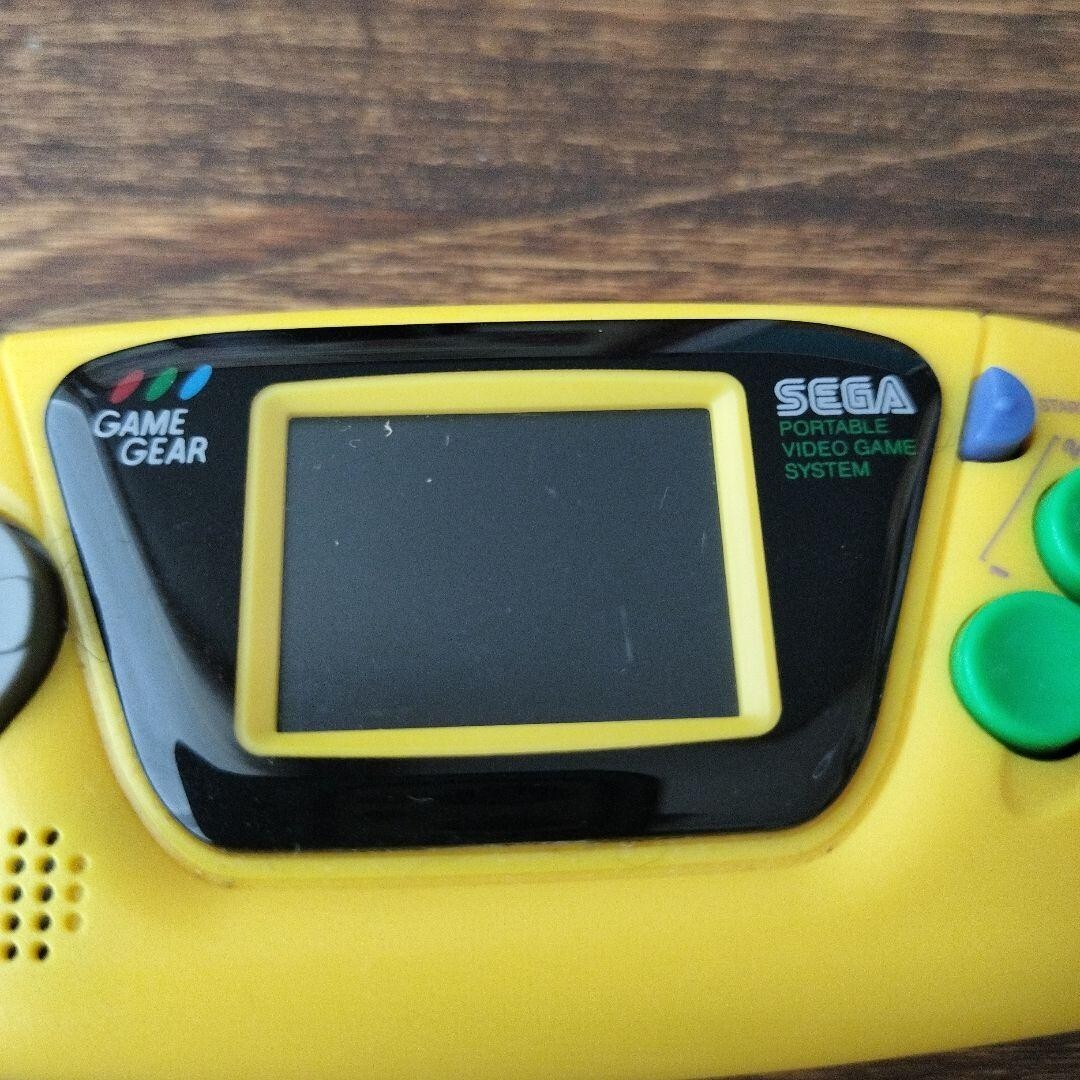 Sega Game Gear Micro Mini yellow 4 collection Games Preloaded
