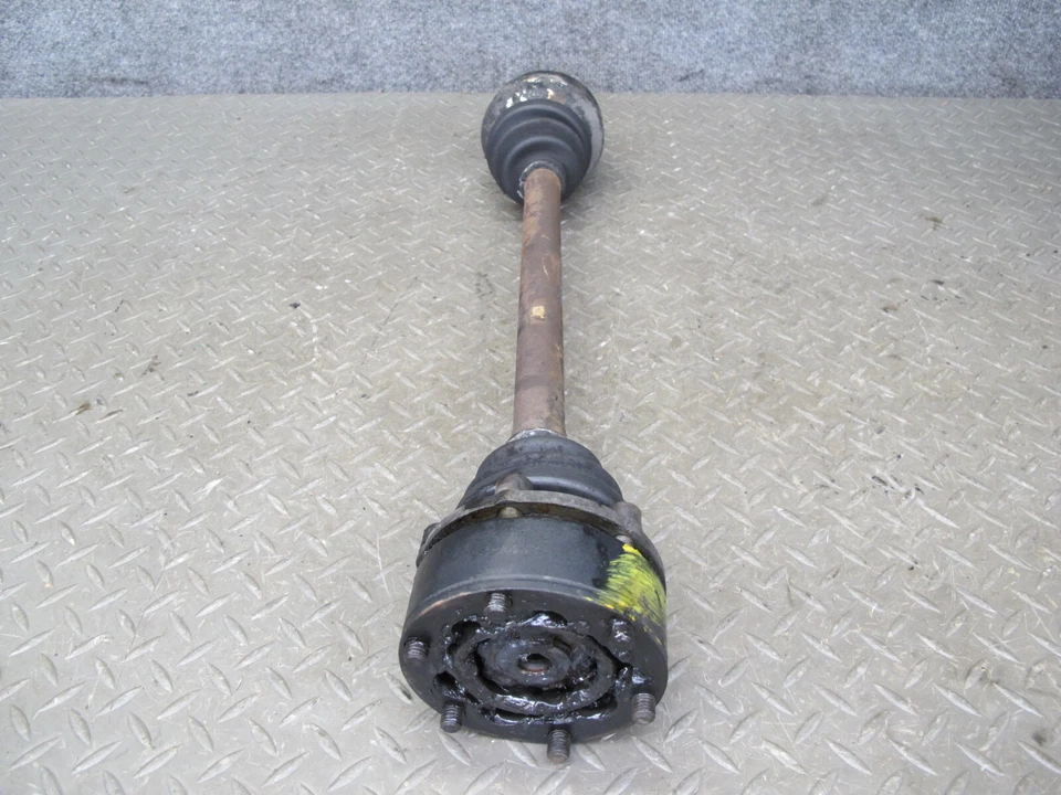 1983-1984 PORSCHE 928 S A/T REAR LEFT OR RIGHT SIDE SUSPENSION AXLE SHAFT - Image 3 of 4