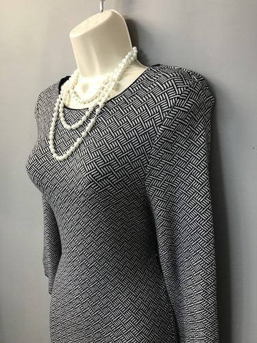 Vestido cálido tejido Zara para mujer azul marino blanco mezcla tejido mediano - Imagen 3 de 12