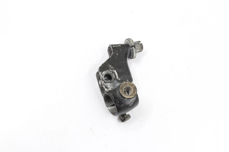 Suzuki GS1100E 1982 OEM EMBRAGUE PALANCA SOPORTE MONTAJE PERCHA Foto 4 de 4