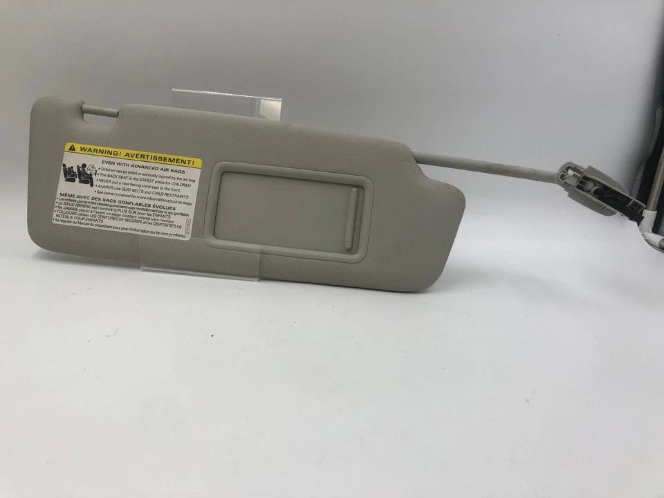 Parasol para pasajeros Audi A4 2009-2012 gris iluminado OEM E03B25022 Foto 2 de 4