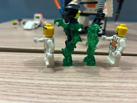 7646 LEGO Mars Mission ETX Alien Infiltraitor Complete * No Box Nor Manual* 