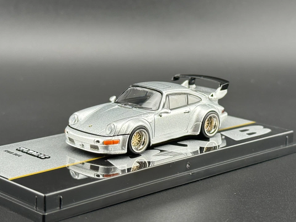 Tarmac Works RWB 964 Argento – Hobby64 1/64 - Immagine 3 di 4