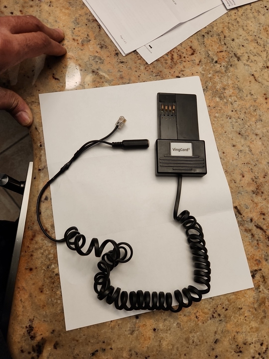 VINGCARD 2100 Contact programming probe serial port with power override jack .