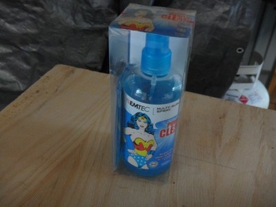 Wonder Woman EMTEC Power Clean Spray Cleaner and Wipe Cloth