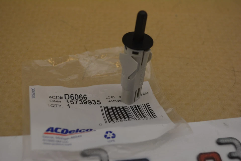 Chevrolet Tahoe GMC Sierra Yukon Cadillac 1995-2000 interruptor de jamba de puerta OEM nuevo Foto 3 de 3