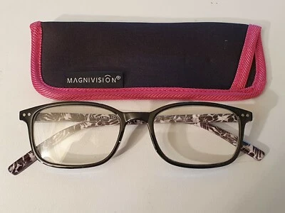*SALE* Magnivision - Delaney Black - Women's - Reading Glasses + Matching Case
