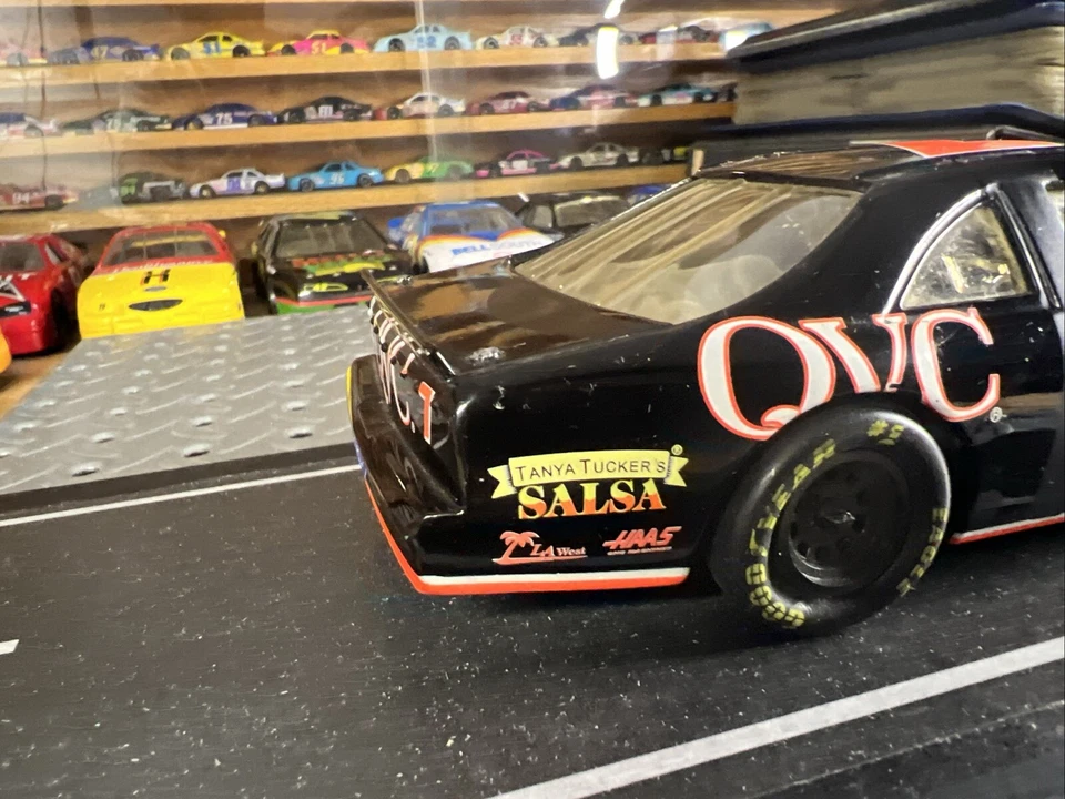 Coche diecast de colección 1991 Revell NASCAR Ford Thunderbird QVC #7 Geoffrey Bodine 1/24 Foto 3 de 4