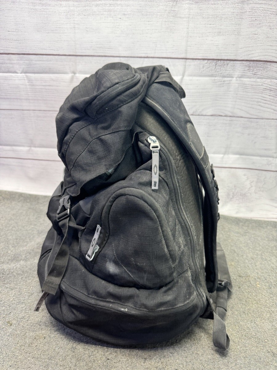 Vintage Oakley Surf Pack 5.0 ICON Tactical Backpack Outdoor