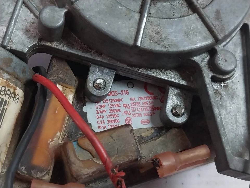 Siemens 3WL9111-0AF04-0AA0 Motor Drive GTG 96 220-250V DC 16A 125/250VAC Foto 3 de 4