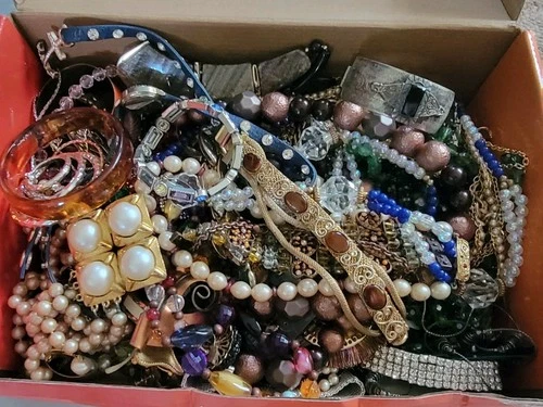 7.5 Lb Vintage  Costume Jewelry Lot Necklaces Earrings Bracelets Mostly Wearable