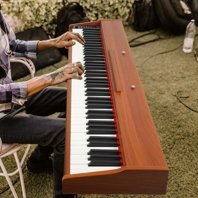  FREE SHIPPING!  Wooden Semi-Weighted Electric Piano / Keyboard!