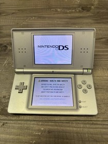 Nintendo DS Lite Handheld Console USG-001 Silver  Games w/ Charger Bundle Lot