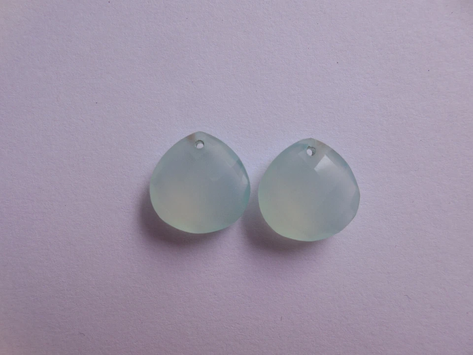 2 Pcs Front To Back Drilled Heart Shape Aqua Blue Chalcedony Faceted Beads 15MM - Image 3 of 4