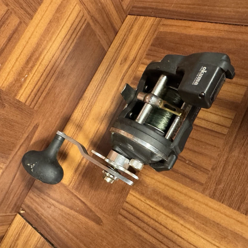 Okuma Convector CV 20 DLX Line Counter Trolling Fishing Reel - Image 3 of 3