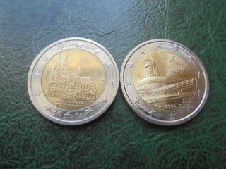 2 x 2 Euro Münzen Deutschland . verschiedene Bundesländer .