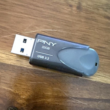 PNY USB 3.2 32GB USB-A Flash Drive, Gray/Black, USB 3.2 Interface
