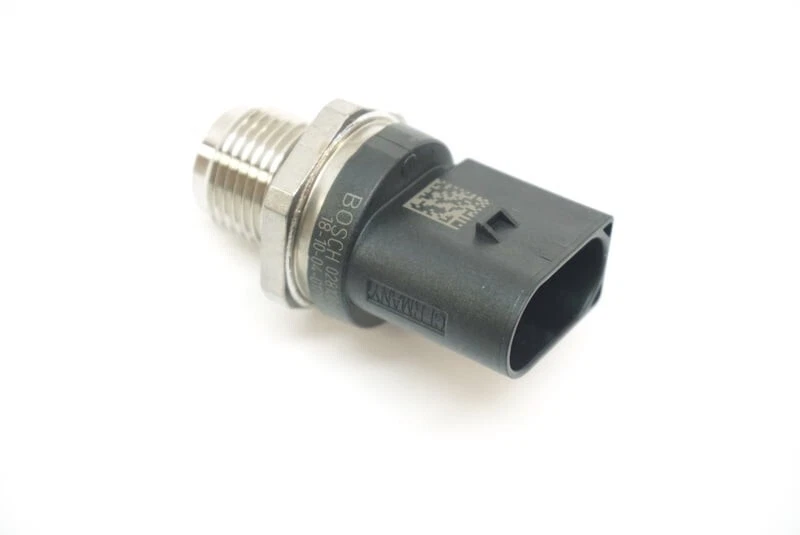 BMW DIESEL ENGINES FUEL PRESSURE RAIL SENSOR 13538577623 GENUINE 