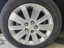 2010-2012 Chevy Equinox Wheel 18x7 Aluminum Ugly Curb Rashcorrsosion 09597540 2010-2012 Chevy Equinox Wheel 18x7 Aluminum Ugly Curb Rashcorrsosion 09597540