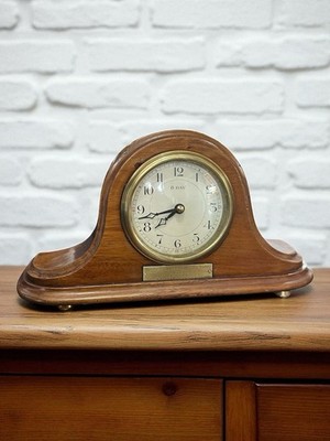 Französische kleine Manteluhr in Hutform um 1920