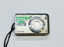 Fujifilm FinePix F30 6.3Mega Pixel Compact Digital Camera