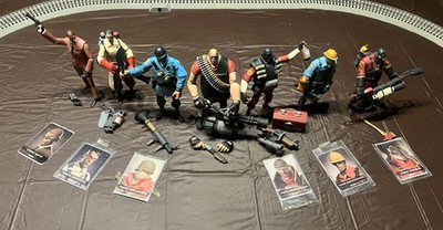 NECA Team Fortress 2 TF2 Set Of 7 With Accessories Cards & Most