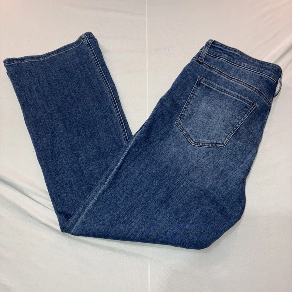 Pantalones de mezclilla acampanados al tobillo Kut From The Kloth Kelsey Fab Ab para mujer talla 12 Foto 2 de 4