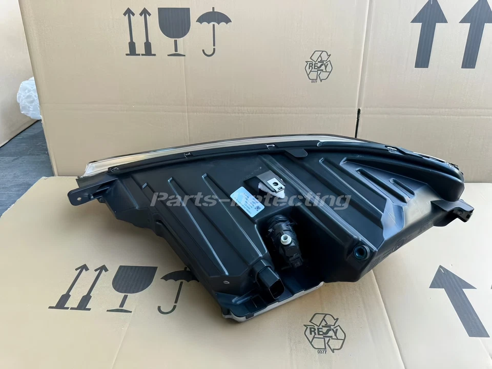 Передняя правая светодиодная фара со стороны пассажира для Tesla Model S 2016-2020 годов выпуска - Изображение 3 из 4