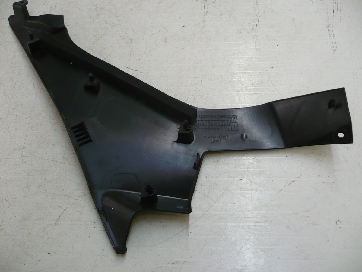 KAWASAKI 21 EX400 EX 400 NINJA LEFT SIDE SEAT FRAME COVER PLASTIC