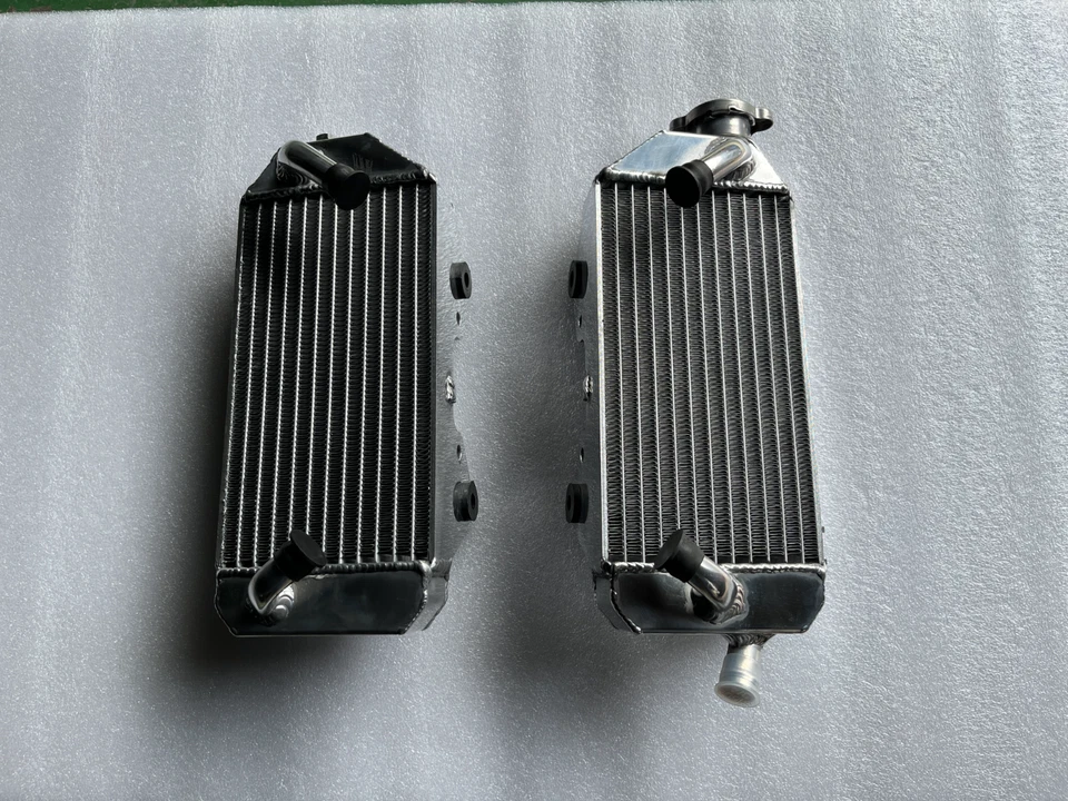 Radiadores izquierdo+derecho para Kawasaki KX450 2016-2023 con motor KX500/KX250 Foto 3 de 4